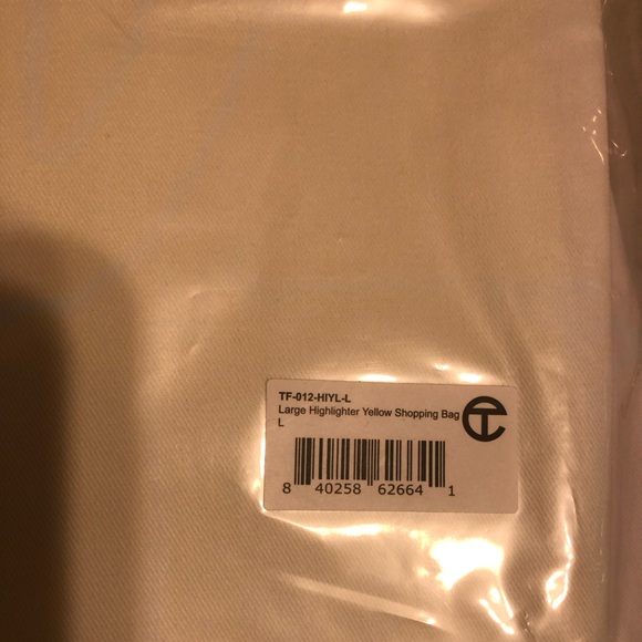 Telfar Highlighter Yellow Large Shopper - Picture 4 of 5